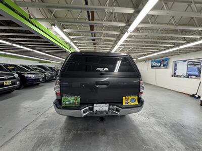 2013 Toyota Tacoma V6  2 OWNERS LONG BET GREAT SERVICE RECORDS - Photo 6 - Portland, OR 97267