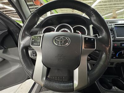 2013 Toyota Tacoma V6  2 OWNERS LONG BET GREAT SERVICE RECORDS - Photo 18 - Portland, OR 97267