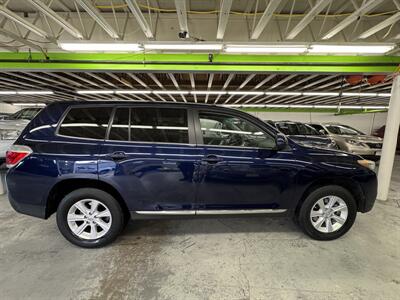 2011 Toyota Highlander ONE OWNER BLACK FRIDAY !!SALE!!21 SERVICE RECORDS  AWD 3ROW SEATS - Photo 6 - Portland, OR 97267