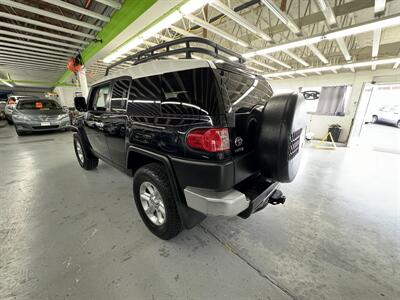 2007 Toyota FJ Cruiser TRD OFF-ROAD 6 SPEED MANUAL  Factory Rear Differential Lock. - Photo 30 - Portland, OR 97267