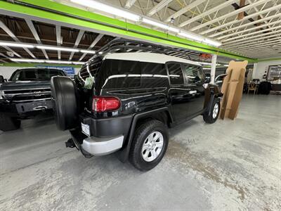 2007 Toyota FJ Cruiser TRD OFF-ROAD 6 SPEED MANUAL  Factory Rear Differential Lock. - Photo 33 - Portland, OR 97267