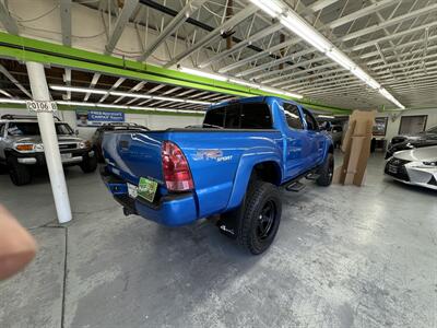 2007 Toyota Tacoma 4dr Double Cab V6  2 OWNERS 31 SERVICE RECORDS - Photo 2 - Portland, OR 97267