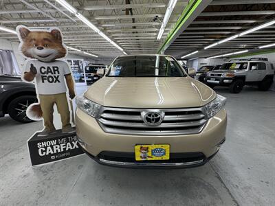 2012 Toyota Highlander LIMITED AWD  2 OWNERS 32 SERVICE RECORDS - Photo 4 - Portland, OR 97267