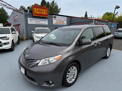 2017 Toyota Sienna XLE Premium 8-Passenger ONLY 80K MILES CLEAN TITLE  EASY FINANCING EXCELLENT CONDITION GREAT COLOR Minivan