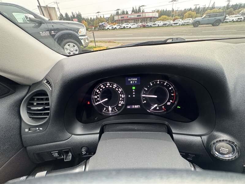2010 Lexus IS 350C  ONE OWNER LOW MILES 51K CLEAN TITLE - Photo 14 - Portland, OR 97267