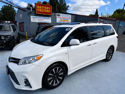 2018 Toyota Sienna XLE Premium AWD 7-Passenger ONE OWNER CLEAN TITLE  EASY FINANCING GREAT SHAPE NICE COLOR Minivan