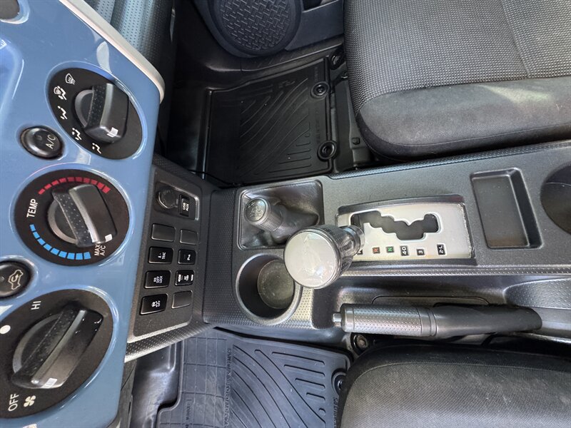 2011 Toyota FJ Cruiser SPORT 4WD Rear Differential Lock Actuator  GREAT SERVICE CLEAN TITLE RUST FREE - Photo 11 - Portland, OR 97267