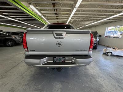 2011 Cadillac Escalade EXT Luxury   - Photo 6 - Portland, OR 97267