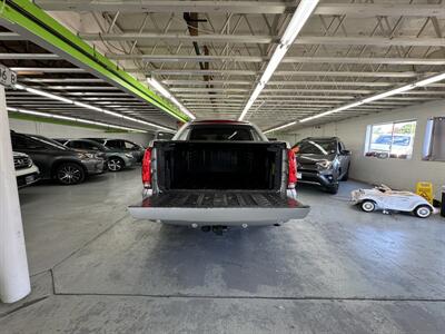 2011 Cadillac Escalade EXT Luxury   - Photo 9 - Portland, OR 97267