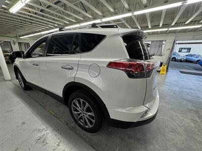 2017 Toyota RAV4 Limited AWD ONE OWNER   - Photo 2 - Portland, OR 97267