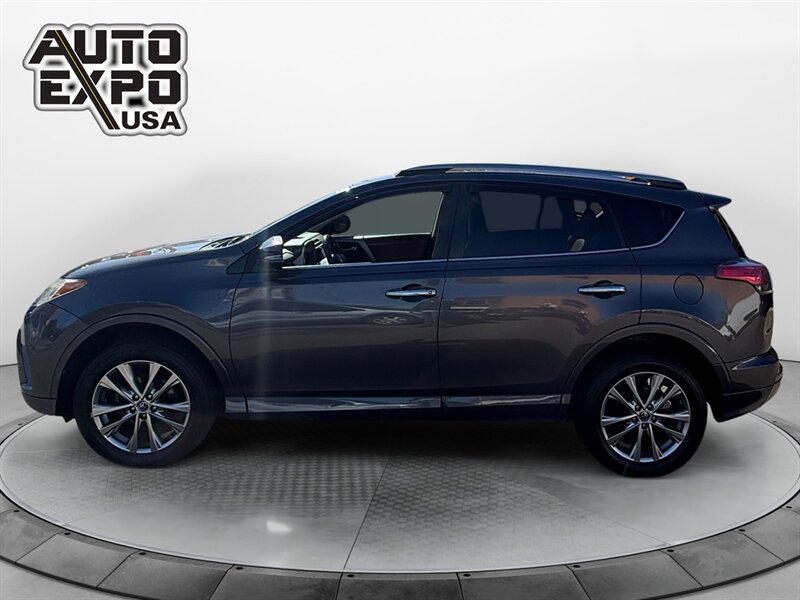 2017 Toyota RAV4 Platinum   - Photo 2 - Cleveland, OH 44111