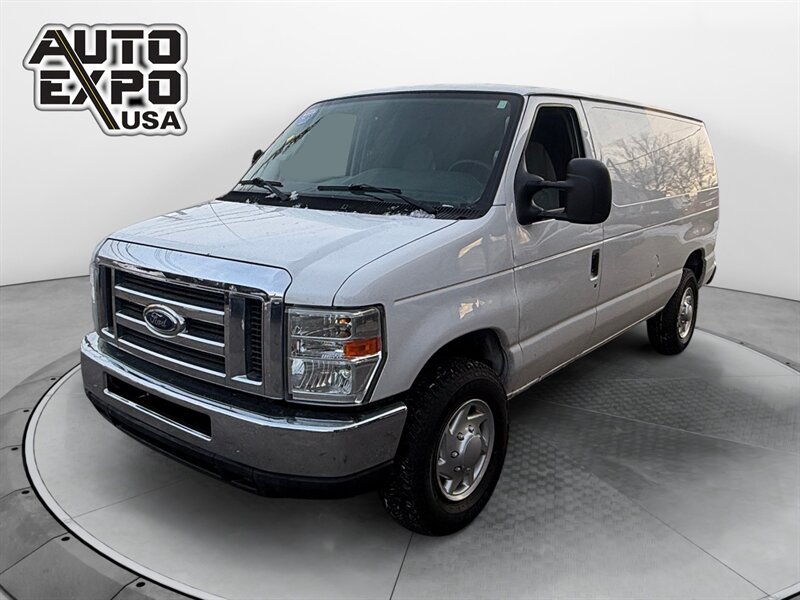 2011 Ford E-Series Econoline Van Commercial's photo