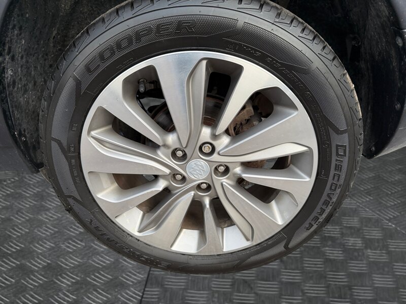 2019 Buick Encore Preferred   - Photo 14 - Cleveland, OH 44111