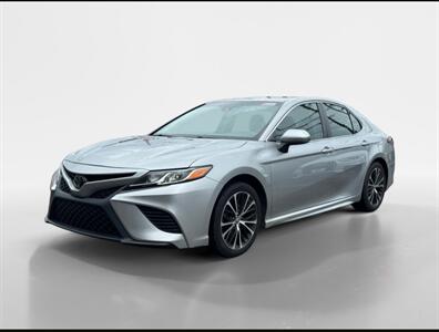 2018 Toyota Camry SE Sedan