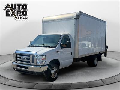2019 Ford E-Series Chassis E-450 SD BOX TRUCK LIFT GATE Van