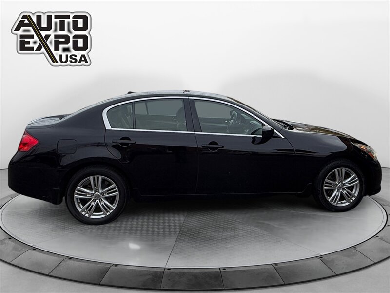 2013 INFINITI G37 X   - Photo 6 - Cleveland, OH 44111