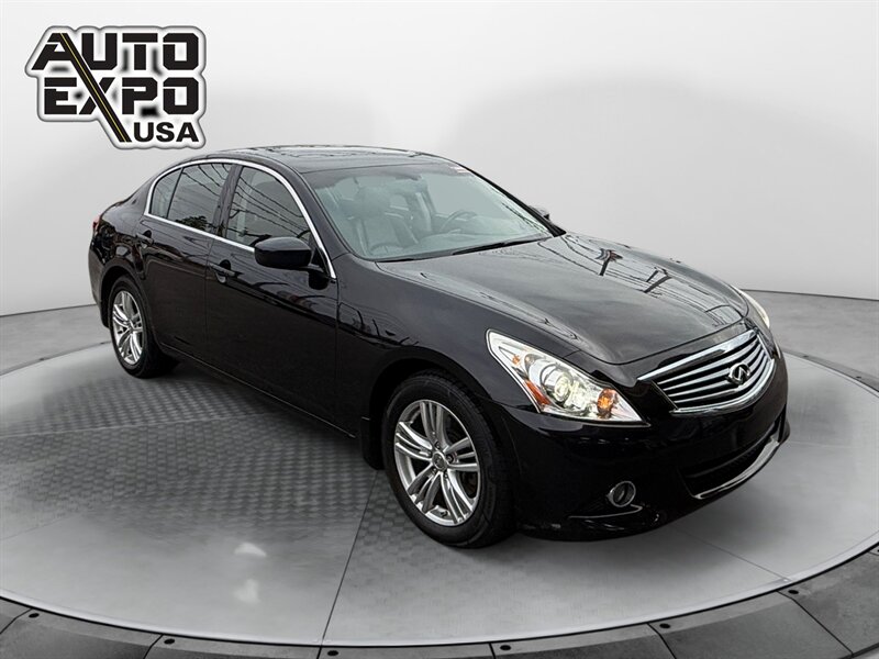 2013 INFINITI G37 X   - Photo 7 - Cleveland, OH 44111