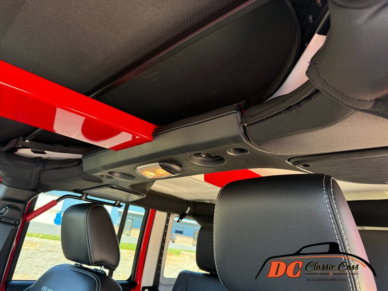 2015 Jeep Wrangler Unlimited Rubicon   - Photo 35 - Mooresville, NC 28115