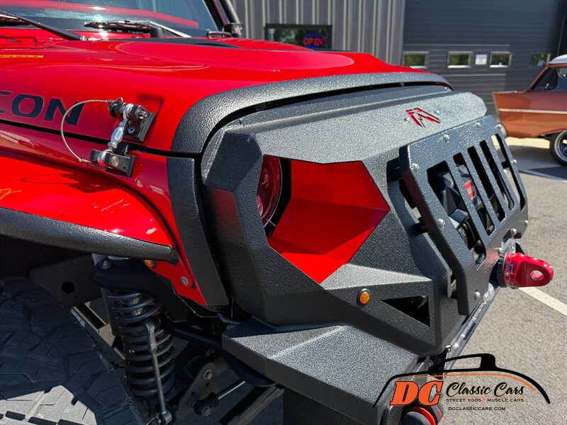2015 Jeep Wrangler Unlimited Rubicon   - Photo 28 - Mooresville, NC 28115