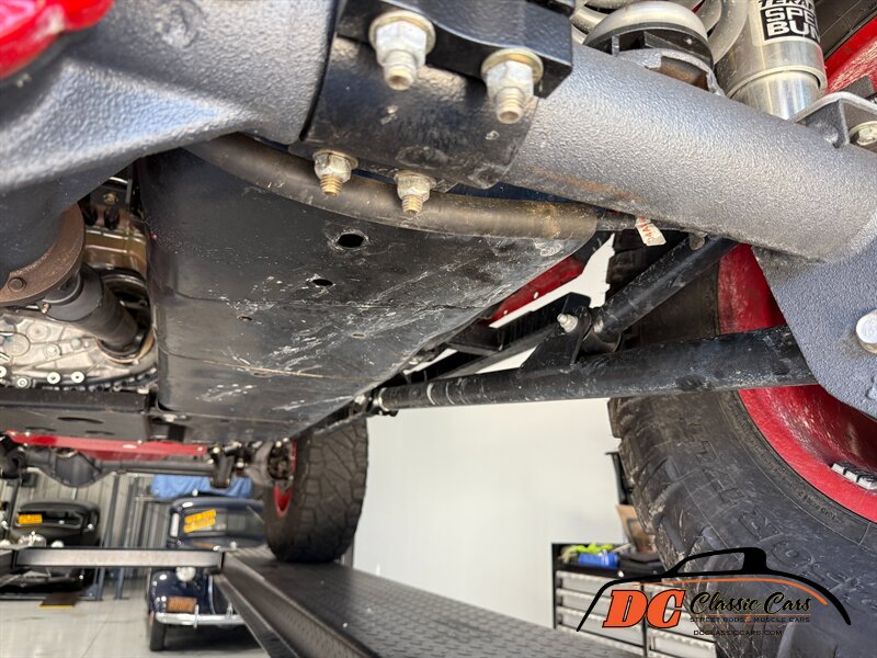 2015 Jeep Wrangler Unlimited Rubicon   - Photo 85 - Mooresville, NC 28115