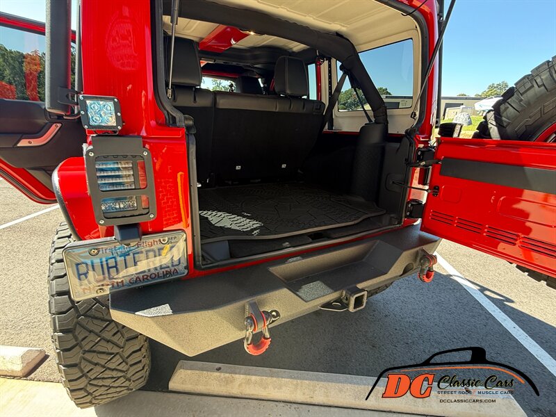 2015 Jeep Wrangler Unlimited Rubicon   - Photo 51 - Mooresville, NC 28115