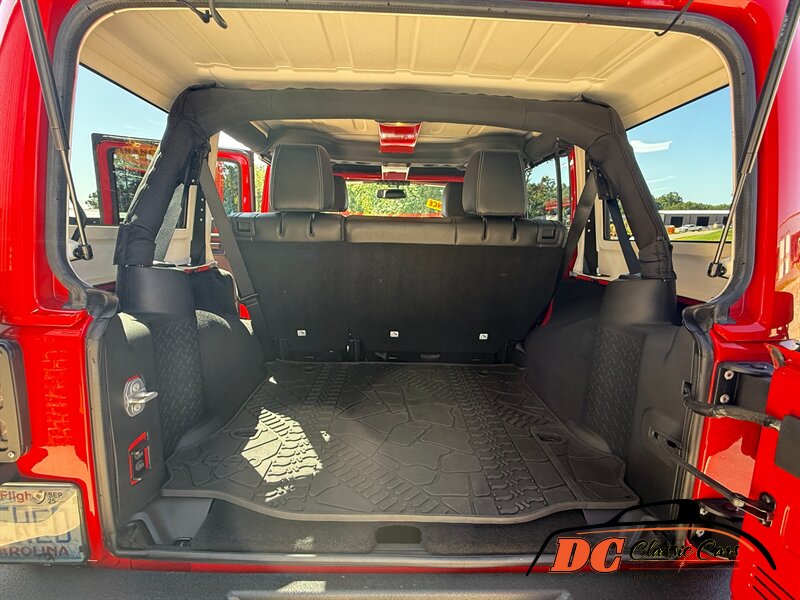 2015 Jeep Wrangler Unlimited Rubicon   - Photo 48 - Mooresville, NC 28115
