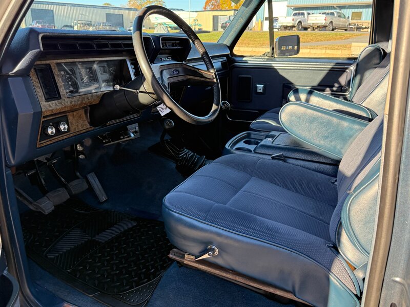 1985 Ford Bronco XLT  