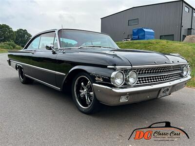 1961 Ford Starliner Coupe