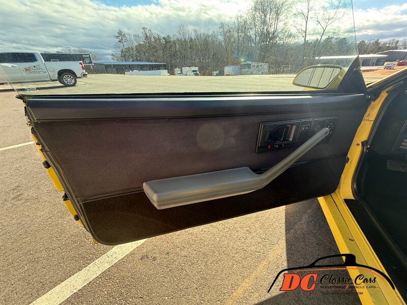 1987 Chevrolet Camaro Z28 - Photo 14 - Mooresville, NC 28115