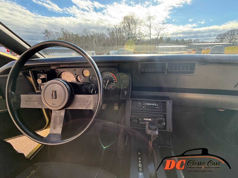 1987 Chevrolet Camaro Z28 - Photo 12 - Mooresville, NC 28115