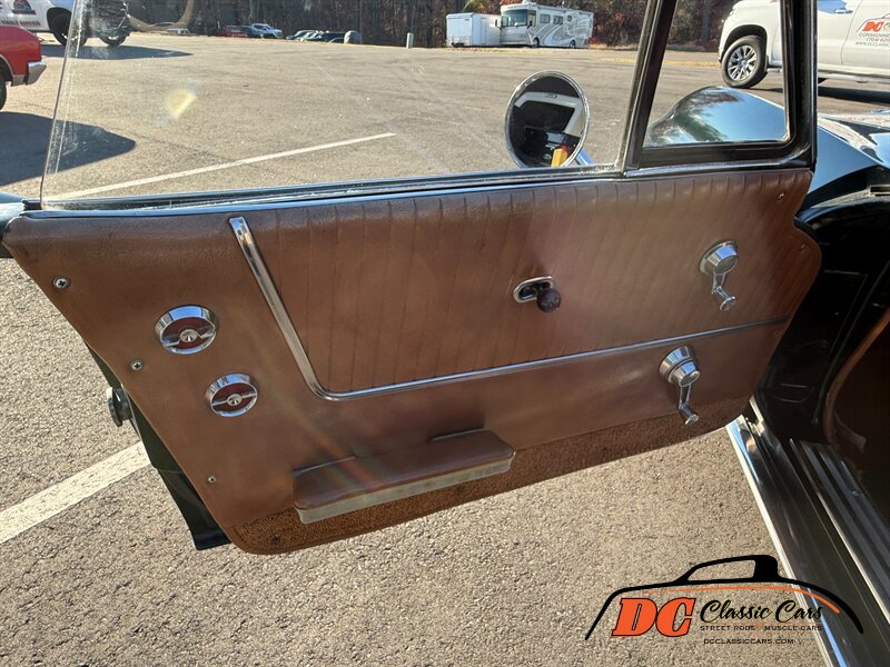 1963 Chevrolet Corvette Convertible - Photo 18 - Mooresville, NC 28115