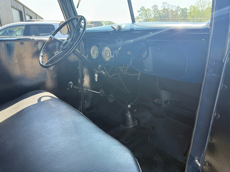 1937 Ford «model»  