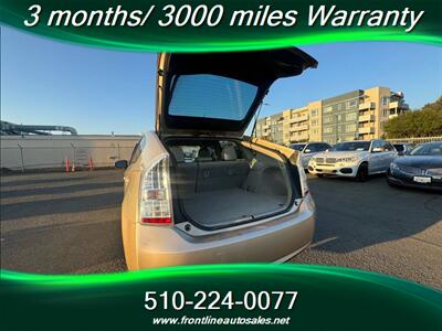 2010 Toyota Prius III 4dr Hatchback   - Photo 8 - Hayward, CA 94544