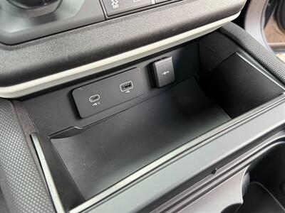 2021 Land Rover Defender 110 X-Dynamic HSE - Photo 24 - Bend, OR 97702