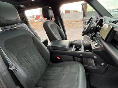 2023 Land Rover Defender 110 Carpathian Edition   - Photo 31 - Bend, OR 97702