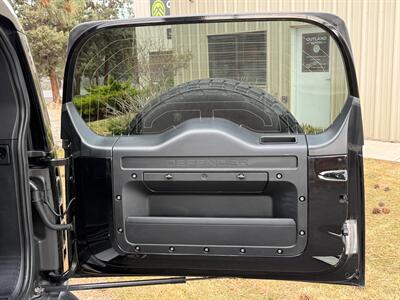 2023 Land Rover Defender 110 Carpathian Edition   - Photo 14 - Bend, OR 97702