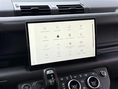 2023 Land Rover Defender 110 Carpathian Edition   - Photo 23 - Bend, OR 97702