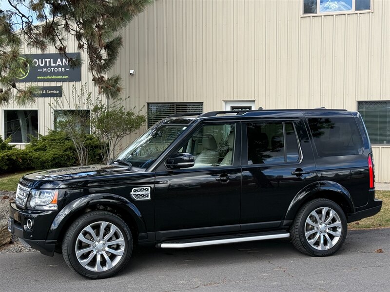 2016 Land Rover LR4 HSE LUX  