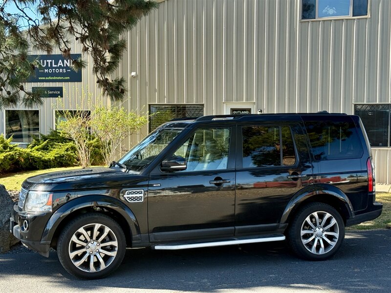 2016 Land Rover LR4 HSE LUX  