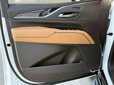 2021 Cadillac Escalade Premium Luxury   - Photo 10 - Bend, OR 97702