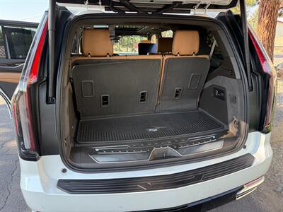 2021 Cadillac Escalade Premium Luxury   - Photo 15 - Bend, OR 97702