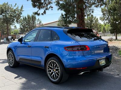 2018 Porsche Macan   - Photo 4 - Bend, OR 97702