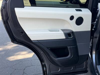 2017 Land Rover Range Rover Sport HSE Td6   - Photo 11 - Bend, OR 97702