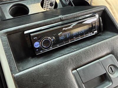 1993 Land Rover Defender 110 NAS #378/500 - Photo 39 - Bend, OR 97702