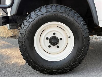 1993 Land Rover Defender 110 NAS #378/500 - Photo 70 - Bend, OR 97702