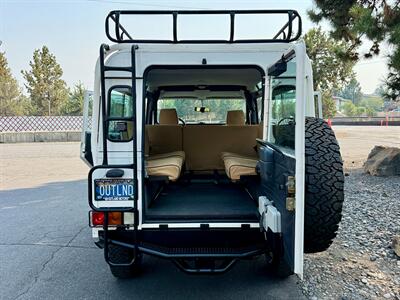 1993 Land Rover Defender 110 NAS #378/500 - Photo 24 - Bend, OR 97702