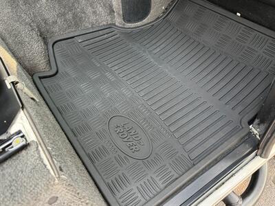 1993 Land Rover Defender 110 NAS #378/500 - Photo 46 - Bend, OR 97702