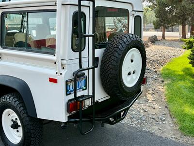 1993 Land Rover Defender 110 NAS #378/500 - Photo 8 - Bend, OR 97702