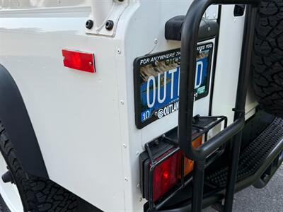 1993 Land Rover Defender 110 NAS #378/500 - Photo 17 - Bend, OR 97702