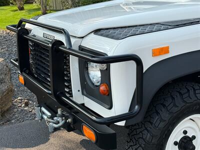 1993 Land Rover Defender 110 NAS #378/500 - Photo 10 - Bend, OR 97702